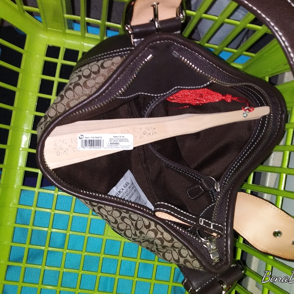 Purse - Picture 2 of 3